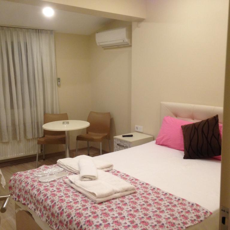 Cicekli Yali Hotel Buyukada Island ภายนอก รูปภาพ