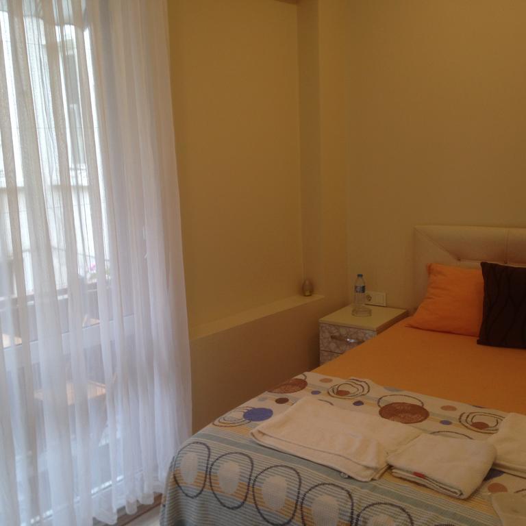 Cicekli Yali Hotel Buyukada Island ภายนอก รูปภาพ